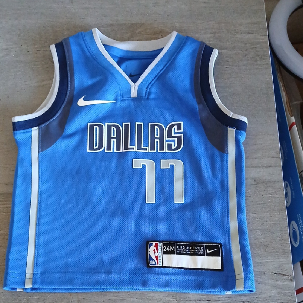 Nike Blue Dallas Mavericks Basketball Jersey